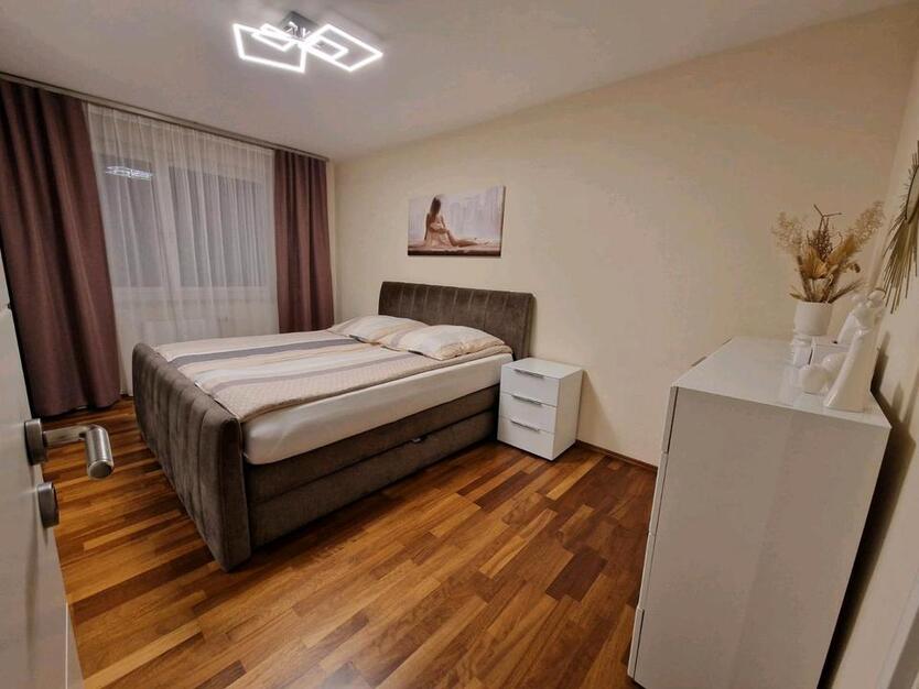 Traumhafte 3-Zimmer-Wohnung mit Balkon, Garage zu verkaufen. zimmer