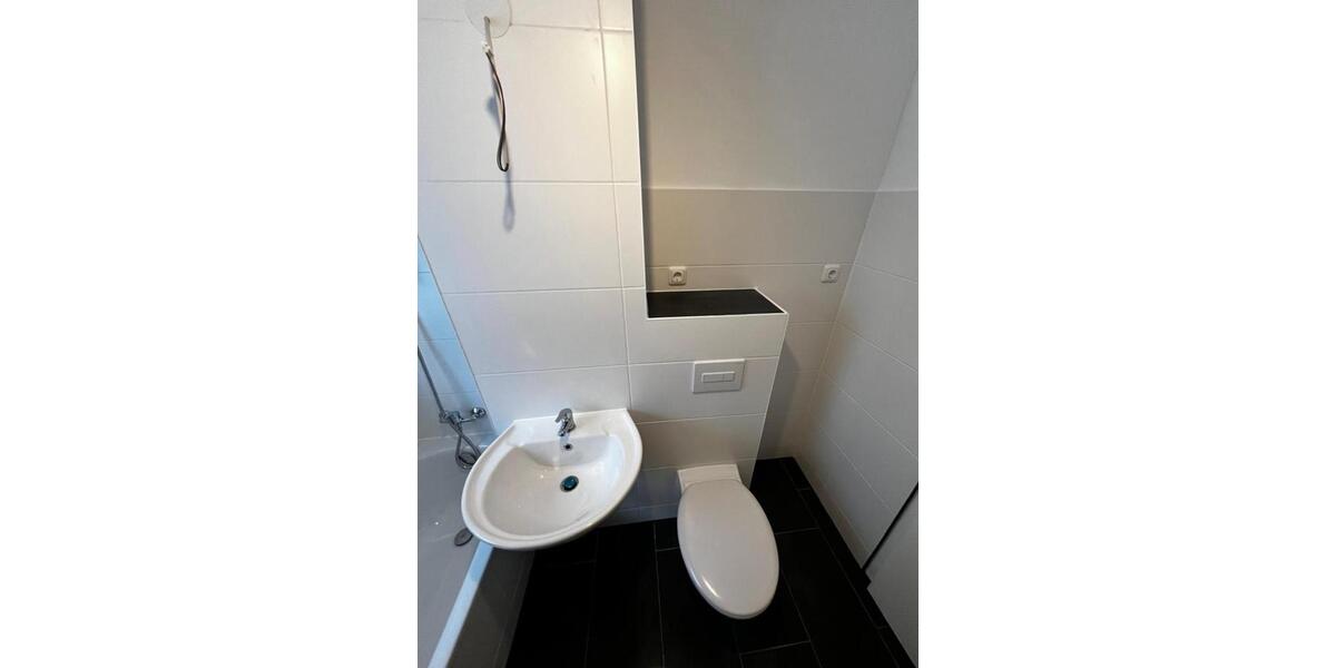 Tolle helle 2 Zimmer Wohnung mit BALKON 2 zimmer