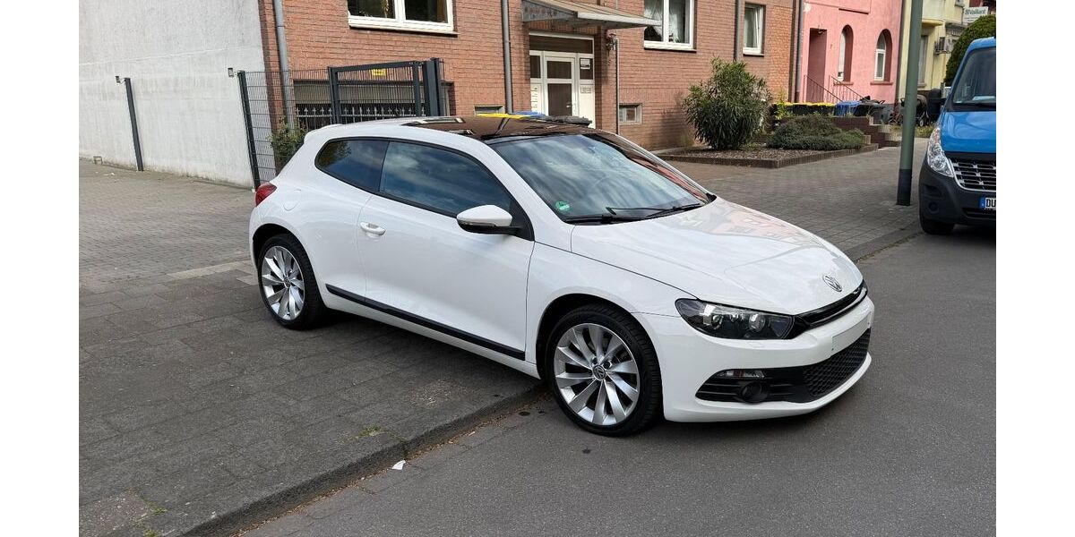 VW Scirocco 173.000 km 9.380 &euro; Duisburg 47226
