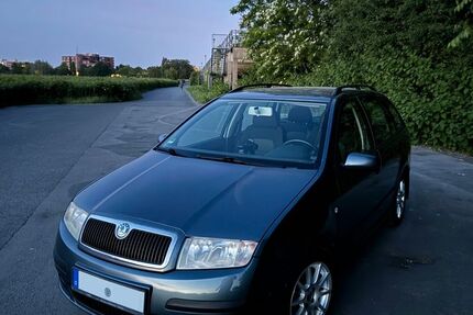 Skoda Fabia 200.500 km 1.950 &euro; Dinslaken 46535
