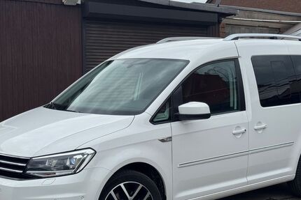 VW Caddy 193.000 km 12.900 &euro; Duisburg 47179