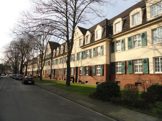 Sanierte 3-Zimmer-Wohnung im Dachgeschoss 3 zimmer