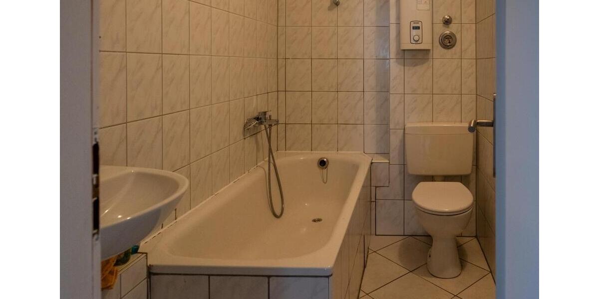 Etagenwohnung Bochum Bochum-Südwest - 4 Zimmer, 110 m&sup2;, 900&euro; | Angebot:26135859