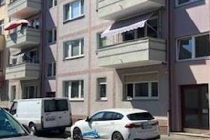 Wohnung zum Mieten in Duisburg 365 € 48.5 m²