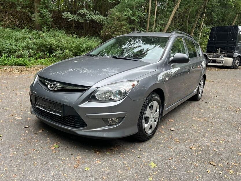 i30