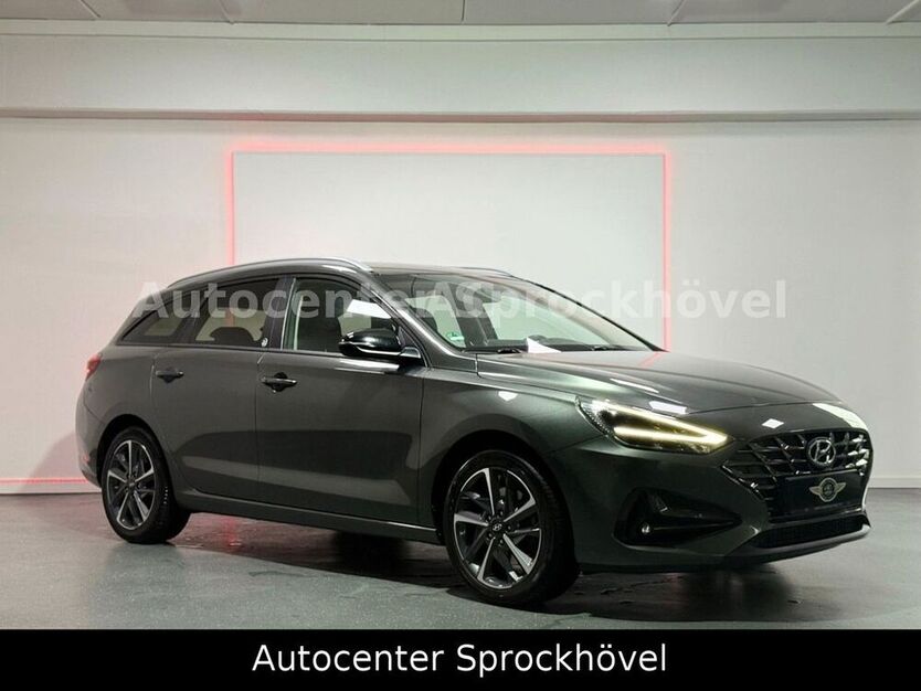 i30