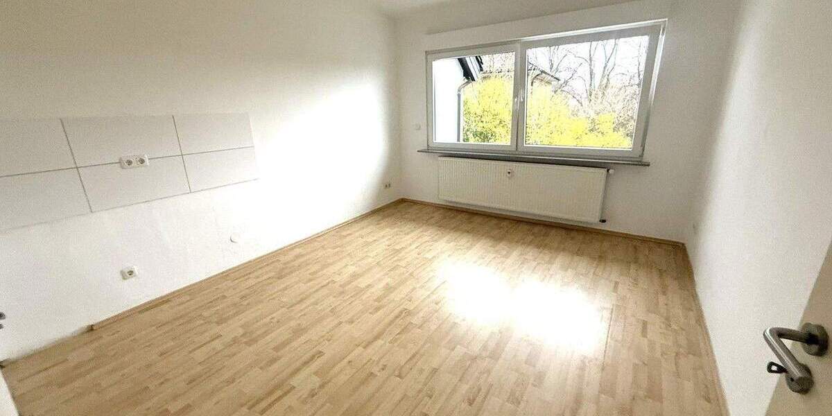Moderne 2,5 Zimmer Wohnung . 55m2 . Renoviert . Alt Wetter 2 zimmer