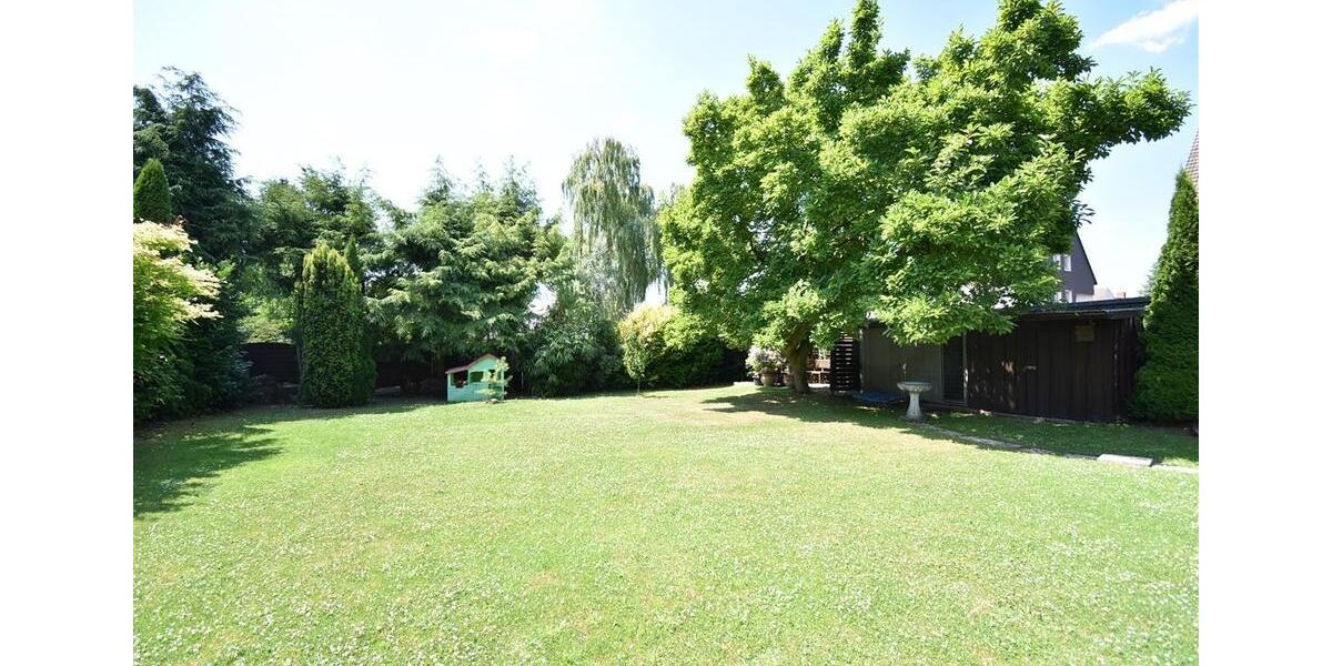 Hochwertige Ausstattung! Moderne 4-Zi-Whg mit großem Garten 4 zimmer