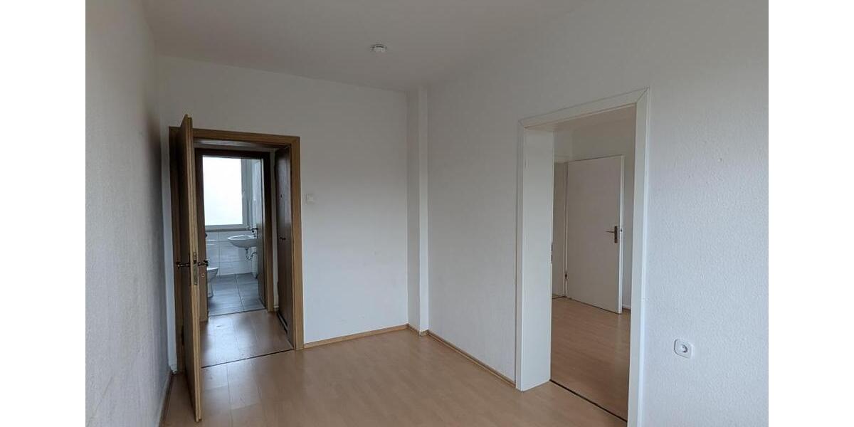 Etagenwohnung Duisburg Hamborn - 5 Zimmer, 95 m&sup2;, 699&euro; | Angebot:25743427