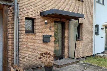 Reihenmittelhaus mit Garten und Garage in Duisburg Süd 4 zimmer