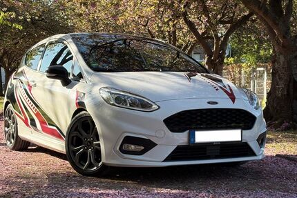 Ford Fiesta 95.000 km 9.950 &euro; Duisburg 47169