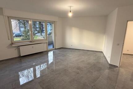Kernsaniert | 63m² | 2,5-Zi-ETW | Balkon | Aufzug | ruhig 2.5 zimmer