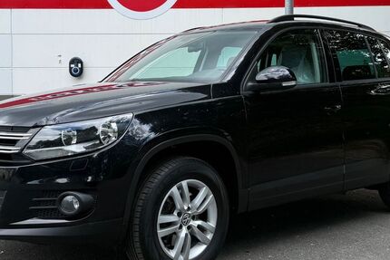 VW Tiguan 174.500 km 7.499 &euro; Bottrop 46236