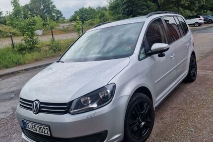 VW Touran 171.707 km 10.000 &euro; Dorsten 46282