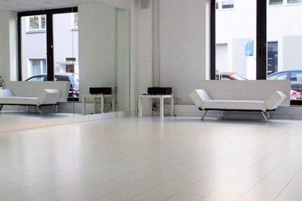 Renoviertes 130qm-Büro fläche mit All-Incl.-Service zu Top-Preis - All-in-Miete zimmer