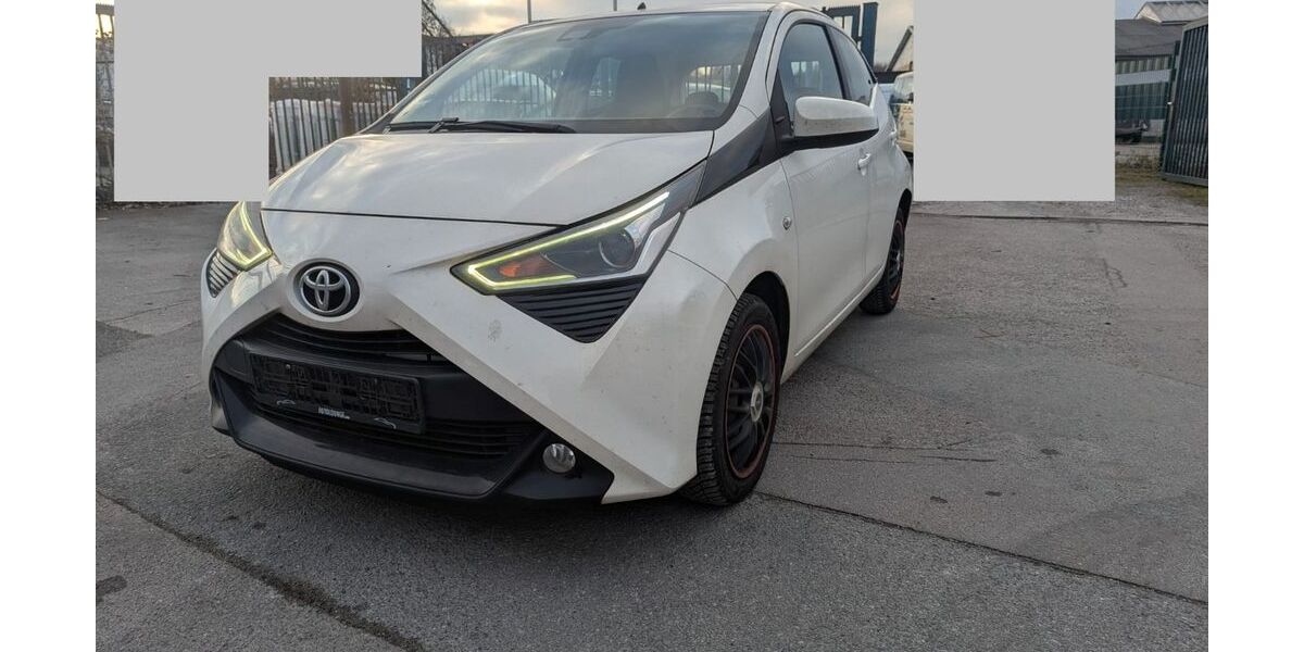 Toyota Aygo (X) 105.000 km 6.550 &euro; Essen 45356