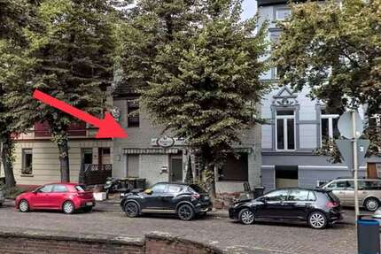 Haus zum Kaufen in Duisburg 249.000 € 240 m² 8 zimmer
