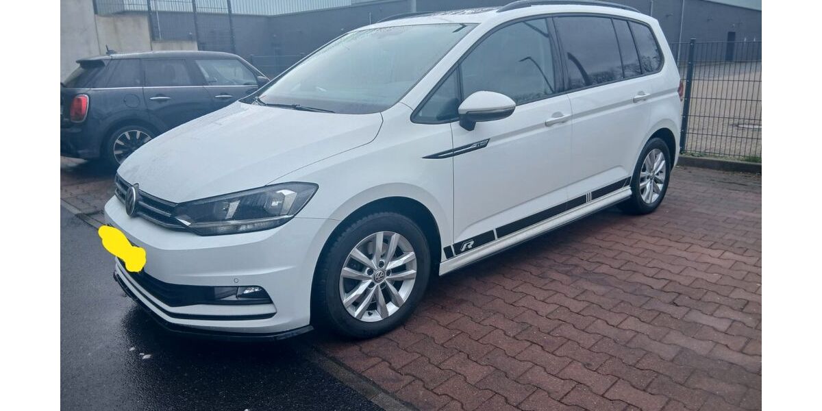 VW Touran 158.000 km 9.999 &euro; Wuppertal 42105