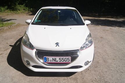 Peugeot 208 100.000 km 3.800 &euro; Bochum 44894