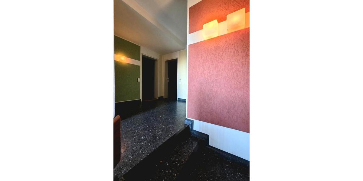 Etagenwohnung Essen Frillendorf - 1 Zimmer, 28 m&sup2;, 260&euro; | Angebot:24849681