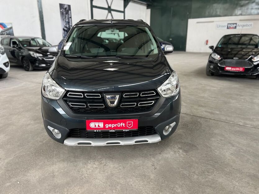 Dacia Lodgy 90.534 km 9.000 € Oberhausen 46149