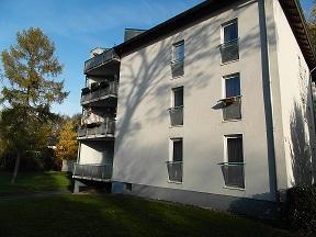 Bei VIVAWEST die Sonnenstrahlen auf dem eigenen Balkon genießen. 3.5 zimmer