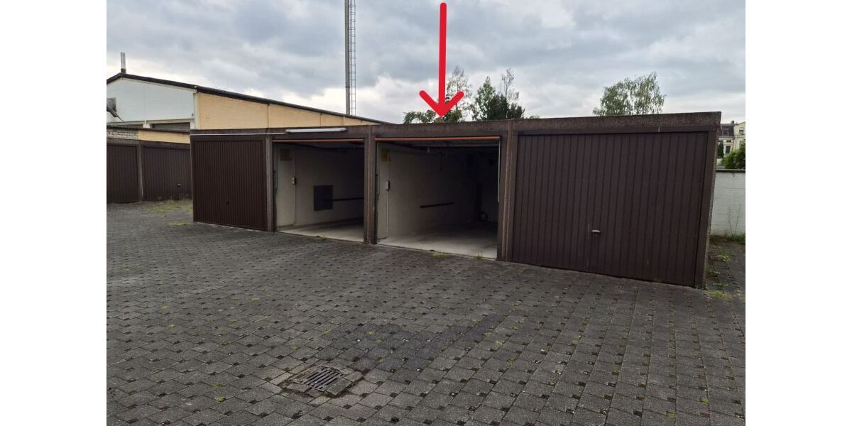 Renovierte 2,5 Zimer-Wohnung mit Aufzug, Balkonkraftwerk, Video-Sprechanlage, Garage (Warmmiete: 1.040 + 100 Garage) - Etagenwohnung Duisburg Meiderich | Angebot:27473556