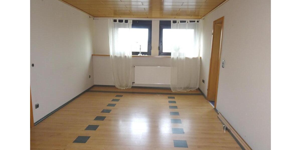Dachgeschoßwohnung Bottrop Boy - 4.5 Zimmer, 140 m&sup2;, 1.050&euro; | Angebot:25650429