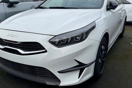 Kia ceed / Ceed 2.501 km 22.490 &euro; Dorsten 46282