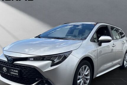 Toyota Corolla 34.410 km 24.471 &euro; Duisburg 47055