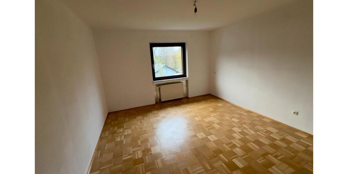 Mehrfamilienhaus in einzigartiger Lage, ideal für große Familien 10 zimmer