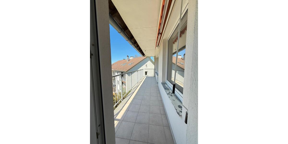 Etagenwohnung Wuppertal Lichtenplatz - 3 Zimmer, 100 m&sup2;, 1.490&euro; | Angebot:26372701