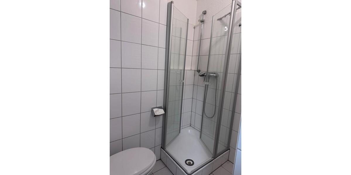 Kleine gemütliche Wohnung. Teilmöbliert und sofort bezugsfertig 1 zimmer