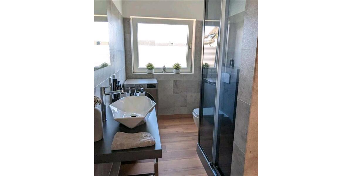 moderne Wohnung im Stadtkern Velbert mit Terrasse und Einbauküche 2.5 zimmer