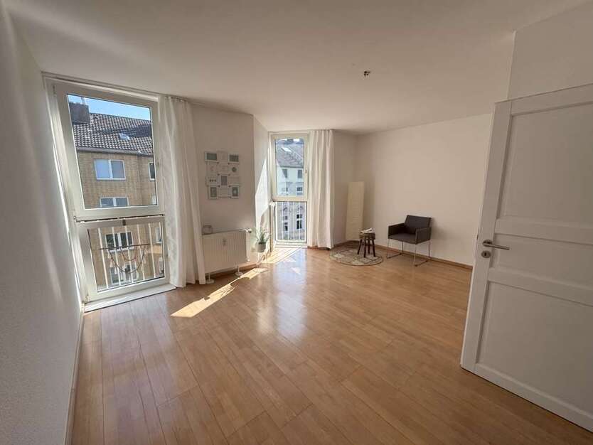 Wohnung zum Kaufen in Düsseldorf 165.000 € 28 m²