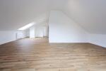 Dachgeschoßwohnung Moers Schwafheim - 2.5 Zimmer, 80 m&sup2;, 214.000&euro; | Angebot:26067794