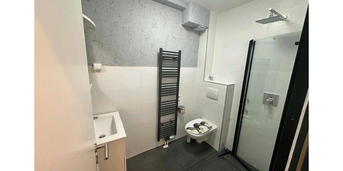 Hochparterre Essen Stadtbezirk IV - 2 Zimmer, 40 m&sup2;, 600&euro; | Angebot:26322733