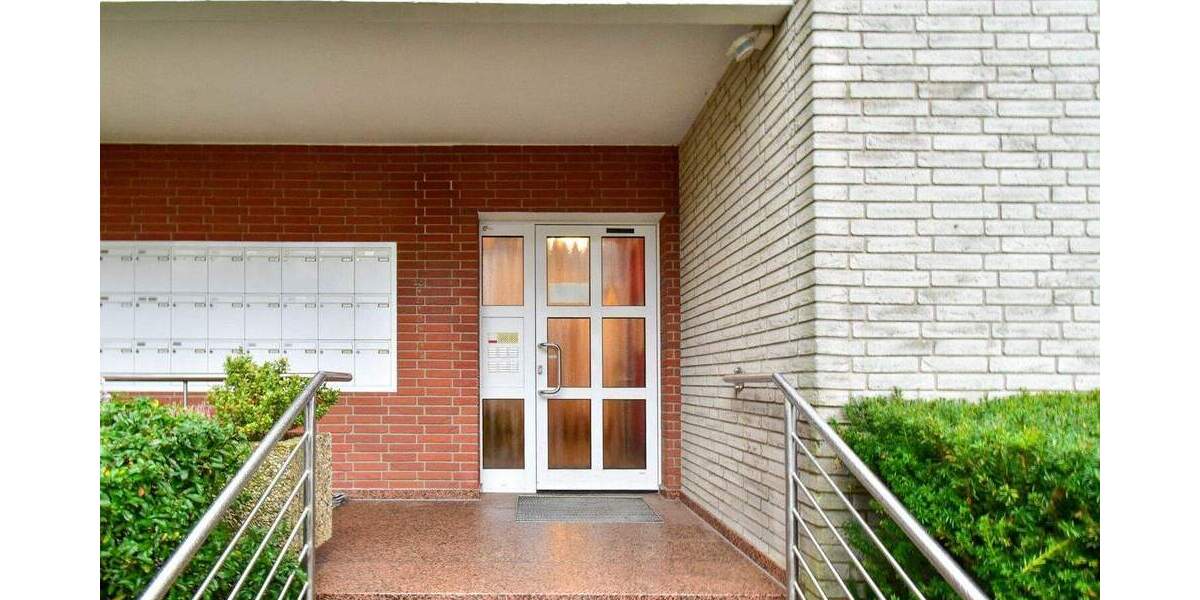 Leben und Leben lassen! Schöne, ruhige Wohnung mit Balkon und TG-Stellplatz 4 zimmer