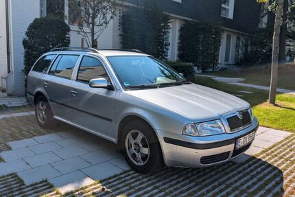 Skoda Octavia 150.332 km 1.800 &euro; Essen 45143