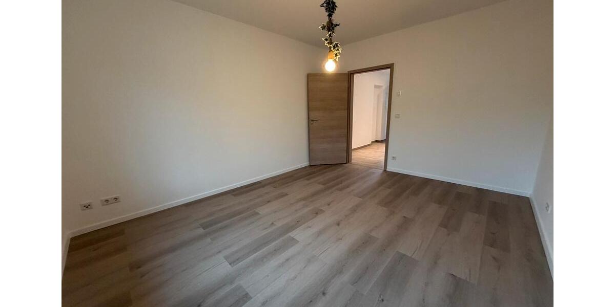 Etagenwohnung Essen Stadtkern - 3 Zimmer, 70 m&sup2;, 179.000&euro; | Angebot:26931444