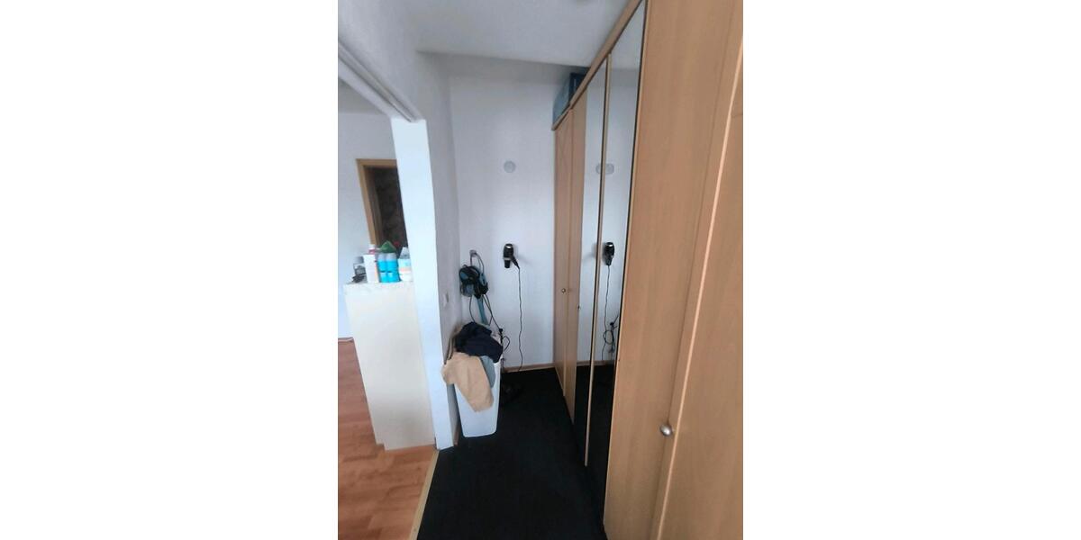 Dachgeschoßwohnung Essen Stadtbezirk V - 2 Zimmer, 60 m&sup2;, 620&euro; | Angebot:26468178