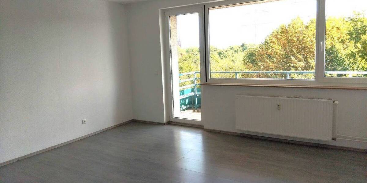Etagenwohnung Gelsenkirchen Feldmark - 3 Zimmer, 83 m&sup2;, 589&euro; | Angebot:26917383