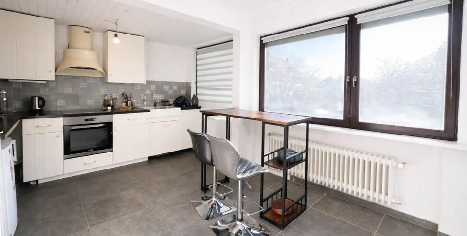 Terrassenwohnung Bochum Laer - 7 Zimmer, 160 m&sup2;, 2.100&euro; | Angebot:26083819