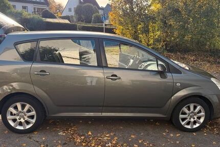 Toyota Corolla Verso 139.573 km 3.999 &euro; Essen 45277