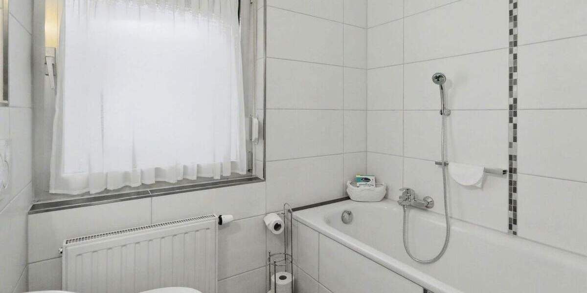 Reihenmittelhaus Moers Hochstraß - 3 Zimmer, 83 m&sup2;, 249.000&euro; | Angebot:25251388