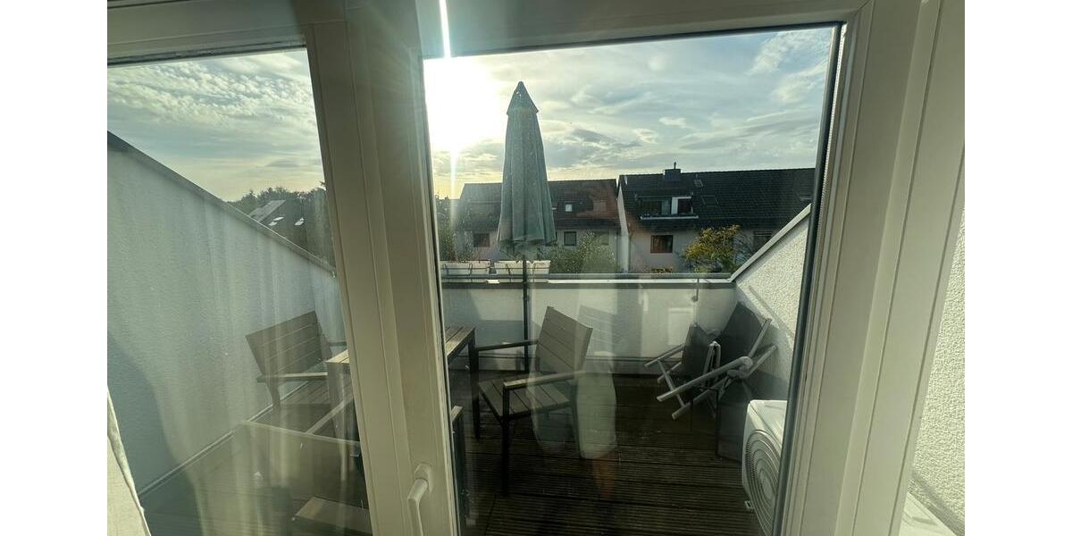 Dachgeschoßwohnung Ratingen Tiefenbroich - 2 Zimmer, 55 m&sup2;, 219.000&euro; | Angebot:27460602