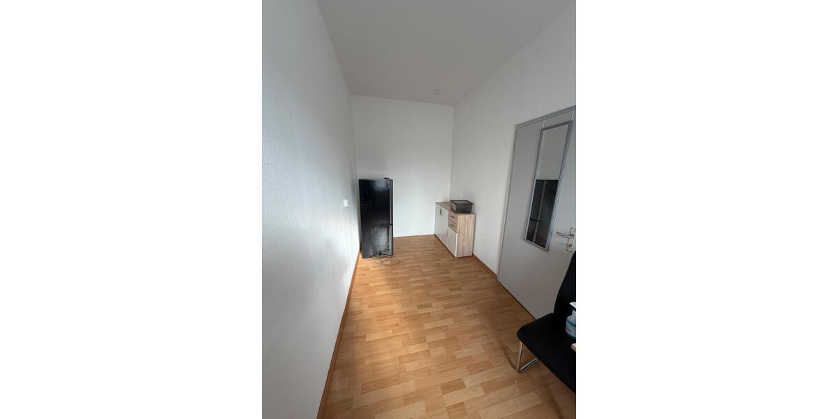 Wohnung (ca. 50 m2), 2 Zimmer, teiilmöbiliert *sofort verfügbar* 2 zimmer