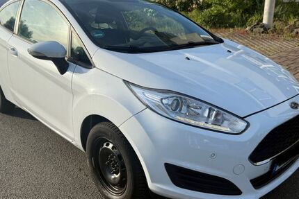 Ford Fiesta 225.010 km 2.980 &euro; Mülheim an der Ruhr 45472