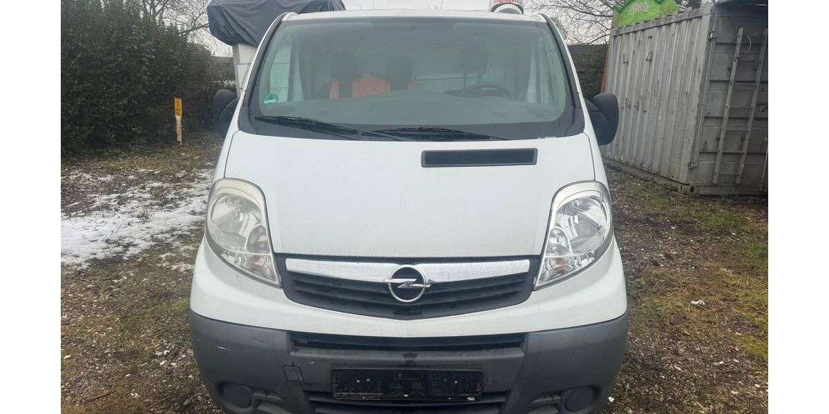 Opel Vivaro 304.000 km 2.700 &euro; Recklinghausen 45661