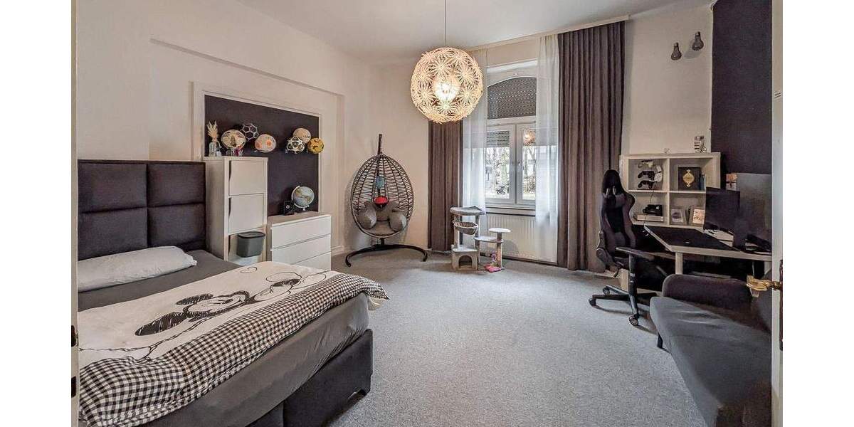 4 Einheiten - 3 Garagen - 1000 m² Grundstück 1 zimmer